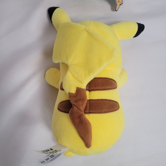 Pokemon Pikachu & Bulbasaur Plush Stuffed Toy Lot - Picture 2 of 10